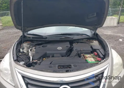 2014 Nissan Altima 2.5 S from USA, damaged, VIN 1N4AL3AP0EN256227